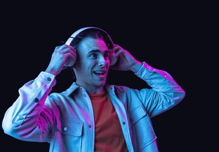 Знижено ціни на бездротові гарнітури Gemix BH-07