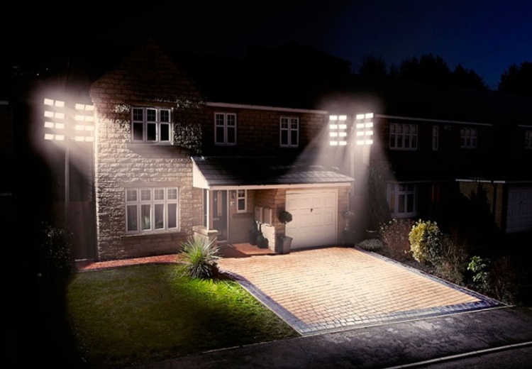 Освітлення для приватного будинку, без зайвих витрат — ліхтарі Alltop